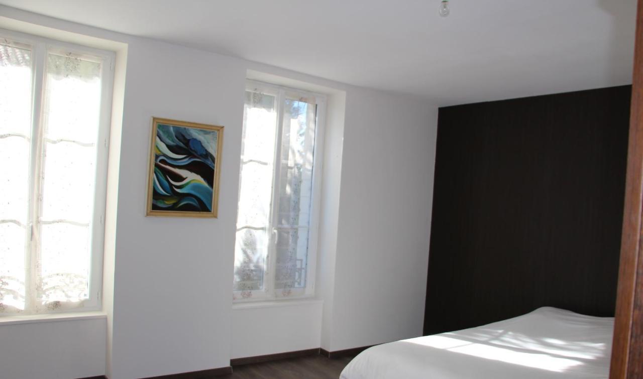 Les Chambres D'Eugenie Poyanne Bagian luar foto